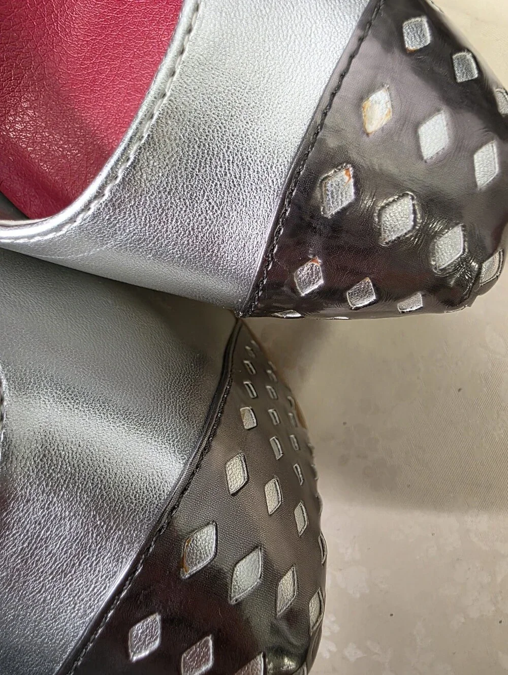 SHOE REPUBLIC LA Venerable Silver Platform Pump Heel Rhinestone Toe 7.5